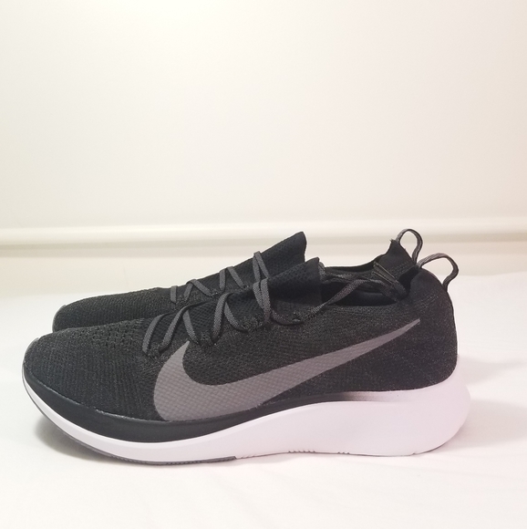 Nike Zoom Fly Flyknit - Picture 5 of 8